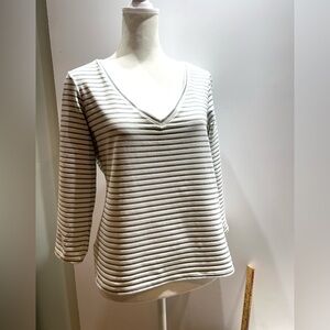 Per Se Metallic Silver Striped V-Neck Women's Top 3/4 Sleeve NWOT